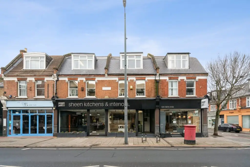 Upper Richhmond Road West